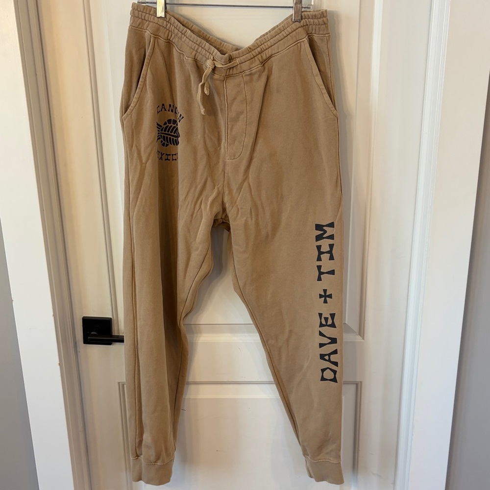 Dave and Tim Cancun Mexico Tan Sweatpants Size XL